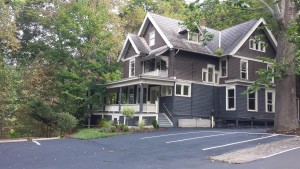 houses to rent near collegetown ithaca 117 Dewitt Place 28