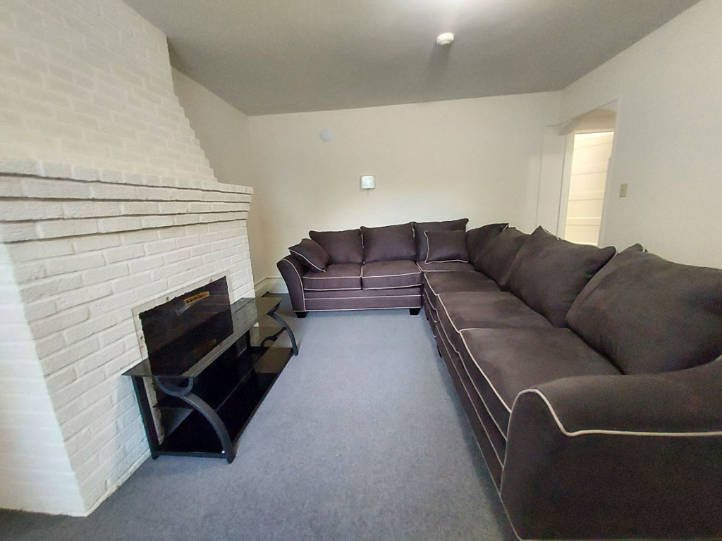 307 Stewart Ave, Unit 2